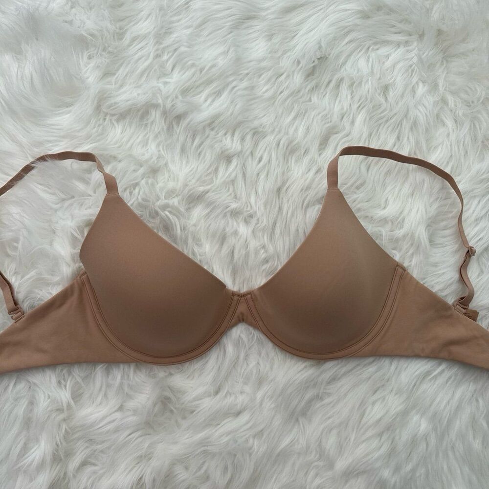 Skims Fits Everybody Scoop Plunge Bra Clay Size 32DD